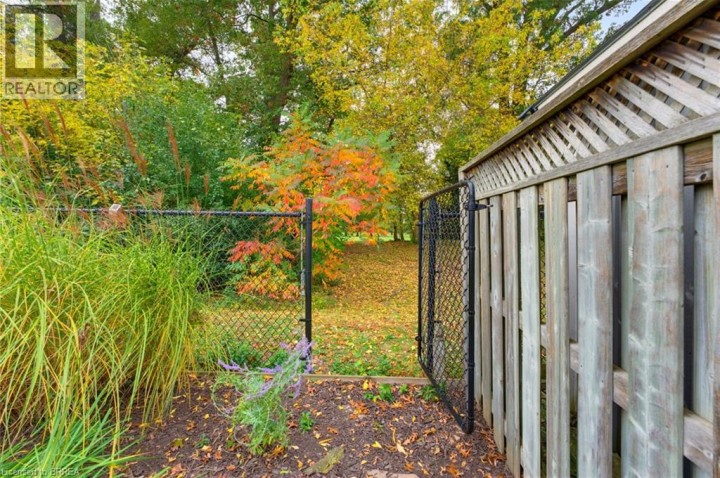 Photo 35 at 70 Carmichael Crescent, Northridge, Brantford