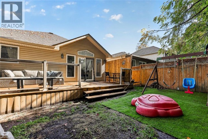 Photo 46 at 10 Potters Way, Woodstock - South, Woodstock