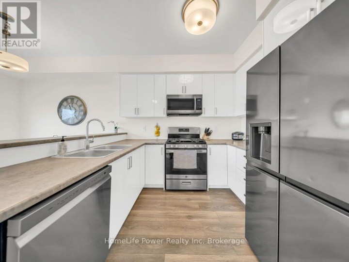 Photo 13 at 45 W George Brier Drive, Innerkip (Paris), Woodstock