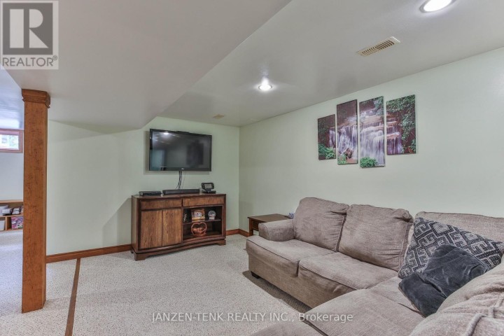 Photo 29 at 401 19 Highway, Tillsonburg