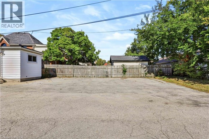 Photo 26 at 241 Brant Avenue, North Ward, Brantford
