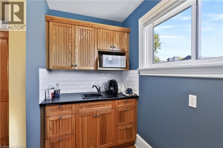 Photo 21 at 241 Brant Avenue, North Ward, Brantford