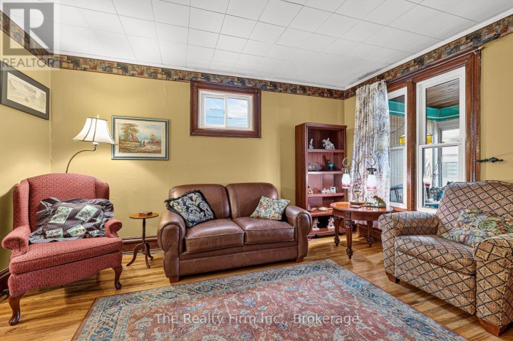 Photo 15 at 741 Nelson Street, Woodstock - North, Woodstock