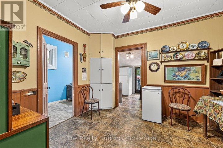 Photo 17 at 741 Nelson Street, Woodstock - North, Woodstock