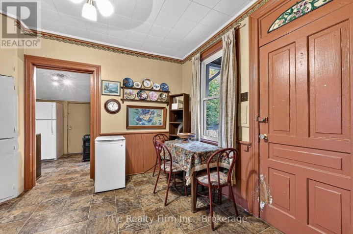 Photo 18 at 741 Nelson Street, Woodstock - North, Woodstock