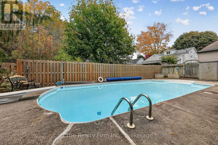 Photo 32 at 741 Nelson Street, Woodstock - North, Woodstock