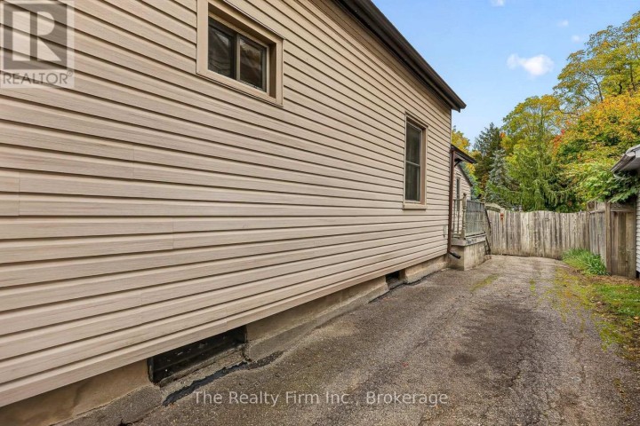 Photo 40 at 741 Nelson Street, Woodstock - North, Woodstock