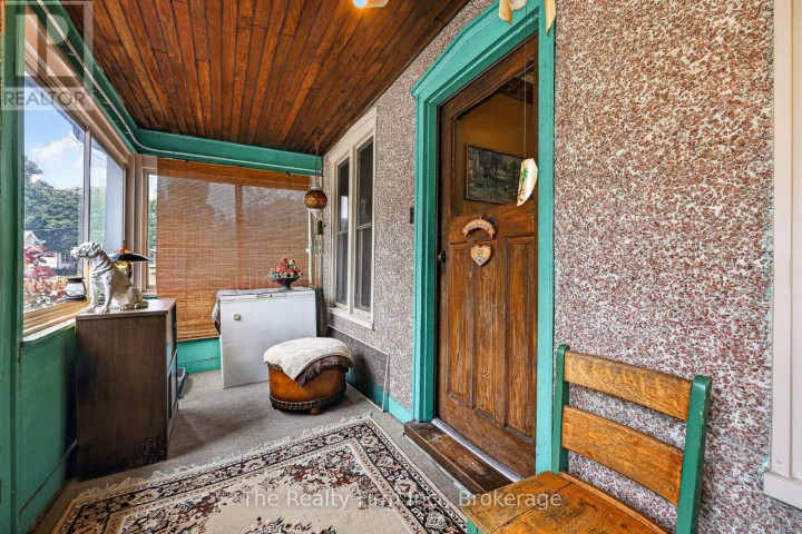 Photo 7 at 741 Nelson Street, Woodstock - North, Woodstock