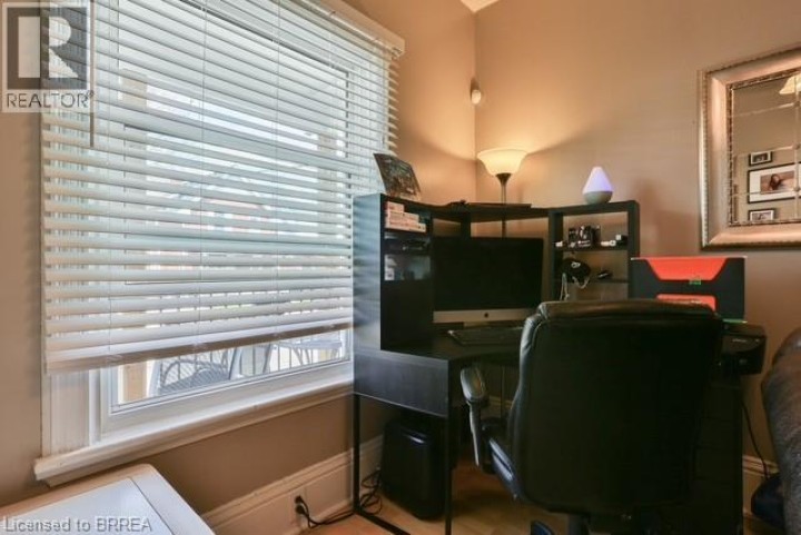 Photo 7 at 42 Spring Street, Holmedale, Brantford