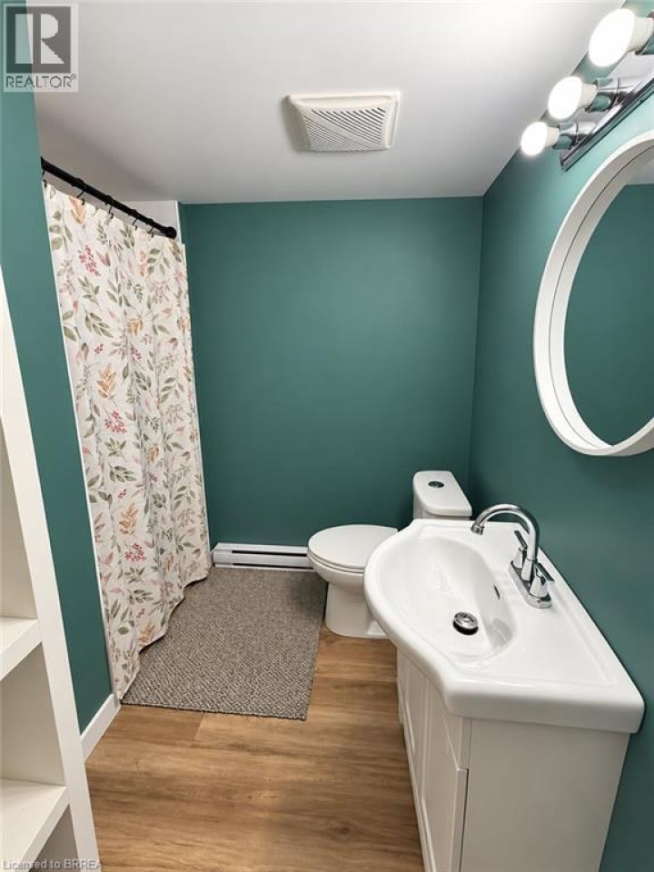 Photo 25 at 42 Spring Street, Holmedale, Brantford