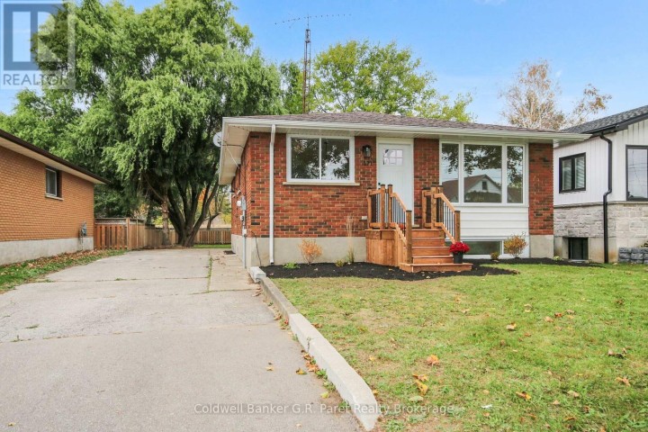 Photo 2 at 171 Crysler Street, Delhi, Norfolk County