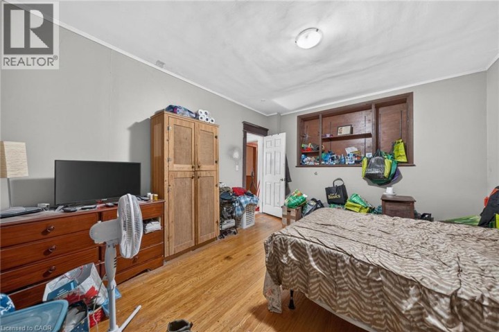 Photo 6 at 126 Chatham Street, Downtown Core, Brantford