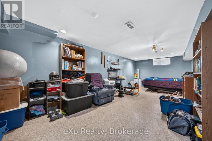 Photo 21 at 126 Chatham Street, Brantford