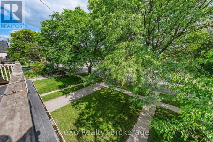 Photo 29 at 126 Chatham Street, Brantford