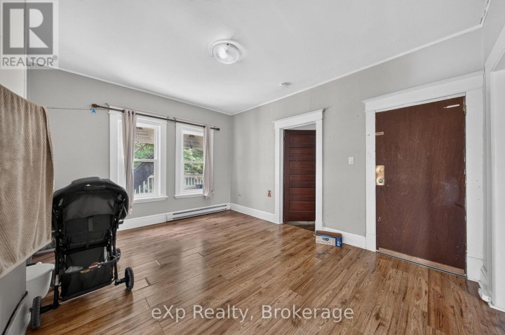 Photo 9 at 126 Chatham Street, Brantford