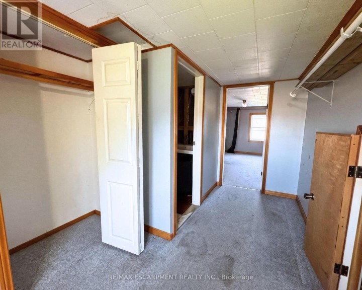 Photo 14 at 233 Talbot Street, Courtland, Norfolk County
