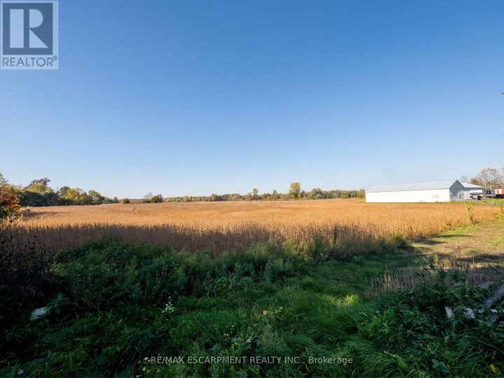 Photo 27 at 233 Talbot Street, Courtland, Norfolk County