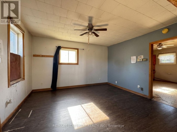 Photo 5 at 233 Talbot Street, Courtland, Norfolk County