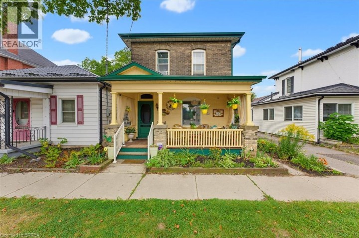 Photo 1 at 122 William Street, North Ward, Brantford