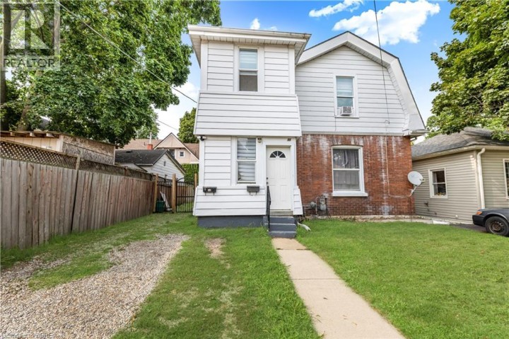 Photo 1 at 86 Victoria Street, Victoria / Arthur, Brantford