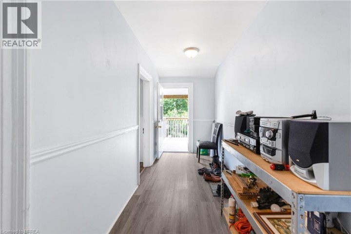 Photo 16 at 86 Victoria Street, Victoria / Arthur, Brantford