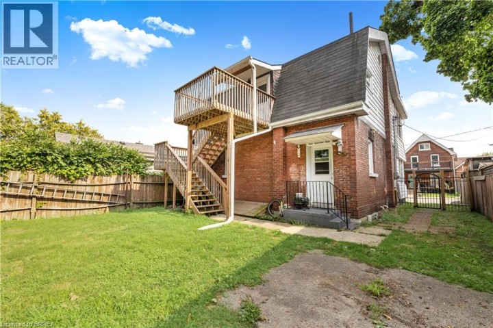 Photo 4 at 86 Victoria Street, Victoria / Arthur, Brantford
