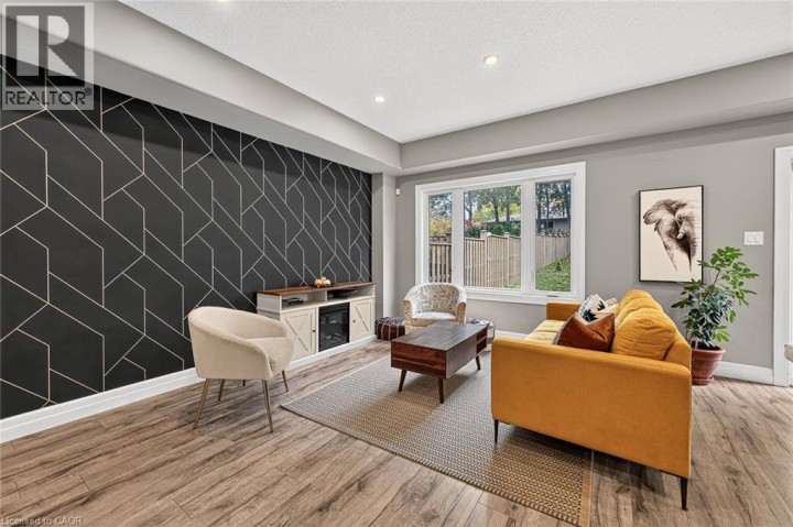 Photo 15 at 205 S Victoria Street, Woodstock - South, Woodstock
