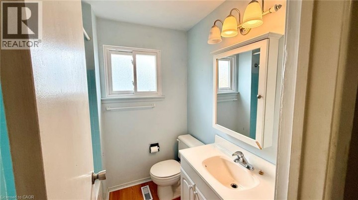 Photo 21 at 140 Woodlawn Avenue, Woodlawn, Brantford