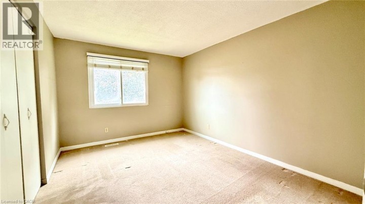 Photo 17 at 140 Woodlawn Avenue, Woodlawn, Brantford