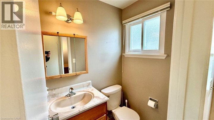 Photo 16 at 140 Woodlawn Avenue, Woodlawn, Brantford