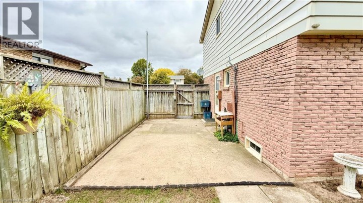 Photo 6 at 140 Woodlawn Avenue, Woodlawn, Brantford