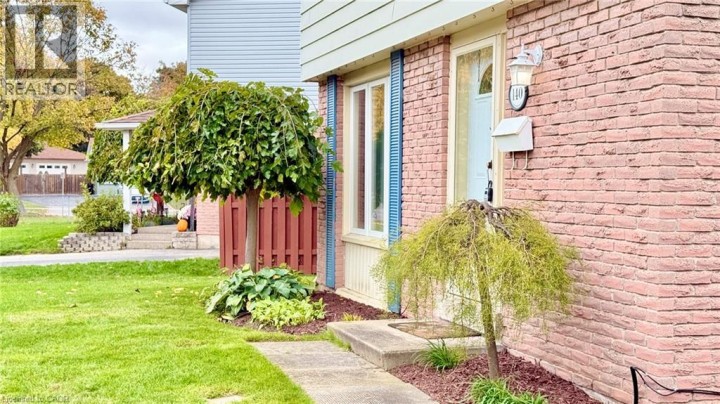 Photo 5 at 140 Woodlawn Avenue, Woodlawn, Brantford