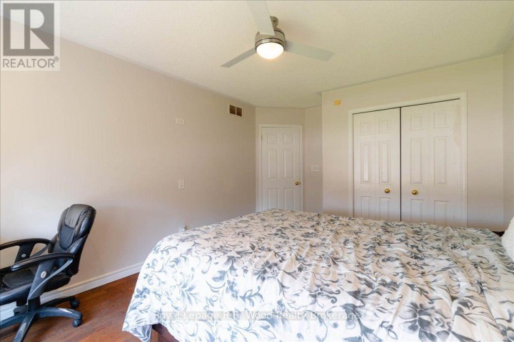 Photo 8 at 2 Oriole Crescent, Woodstock - North, Woodstock