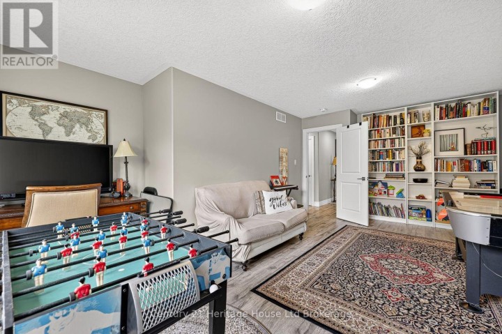 Photo 4 at 205 S Victoria Street, Woodstock - South, Woodstock