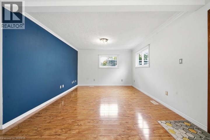 Photo 11 at 69 Sixth Avenue, Eagle Place East, Brantford