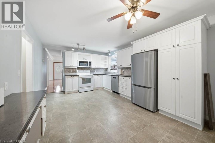Photo 19 at 69 Sixth Avenue, Eagle Place East, Brantford