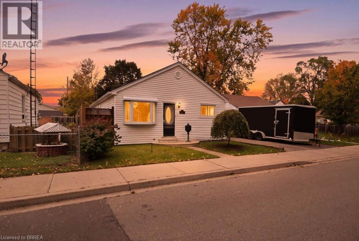 Photo 5 at 69 Sixth Avenue, Eagle Place East, Brantford