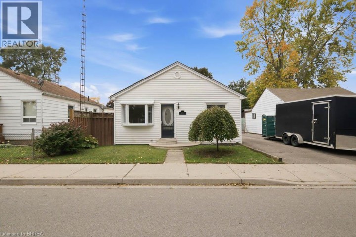 Photo 6 at 69 Sixth Avenue, Eagle Place East, Brantford