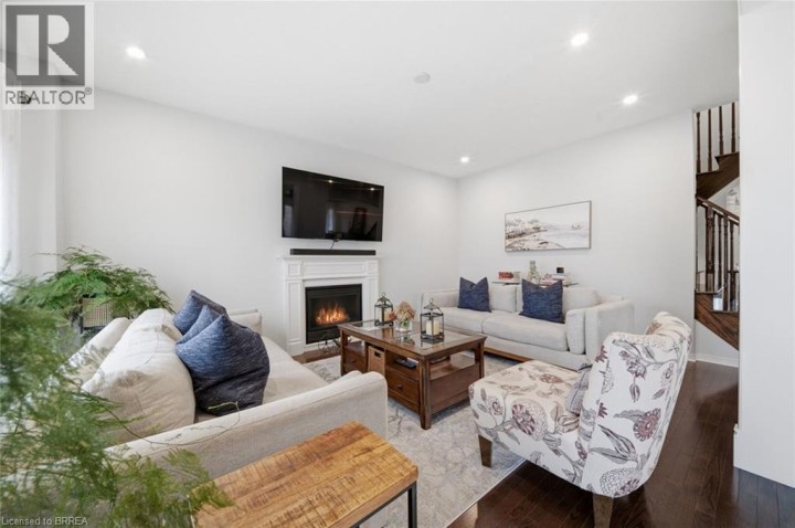 Photo 11 at 42 Stephenson Road, Cainsville / Brookfield, Brantford