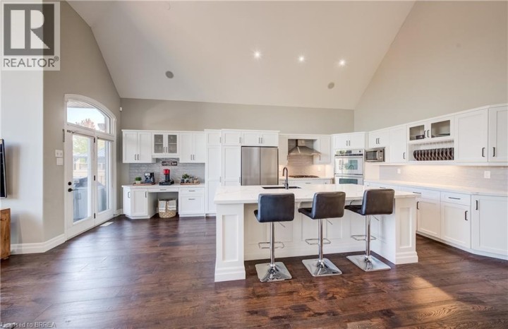 Photo 12 at 4 Lawren S Harris Drive, Northridge, Brantford