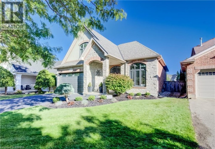Photo 1 at 4 Lawren S Harris Drive, Northridge, Brantford