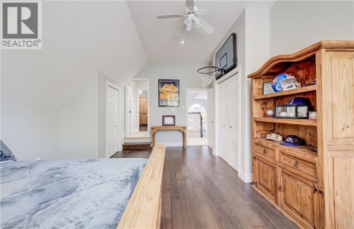 Photo 28 at 4 Lawren S Harris Drive, Northridge, Brantford