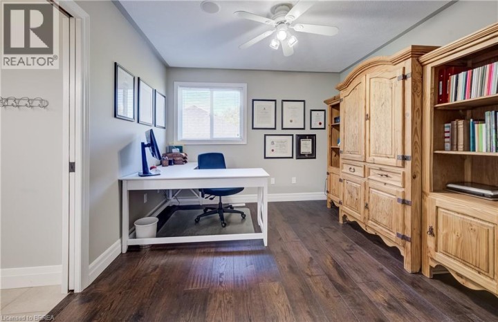 Photo 31 at 4 Lawren S Harris Drive, Northridge, Brantford
