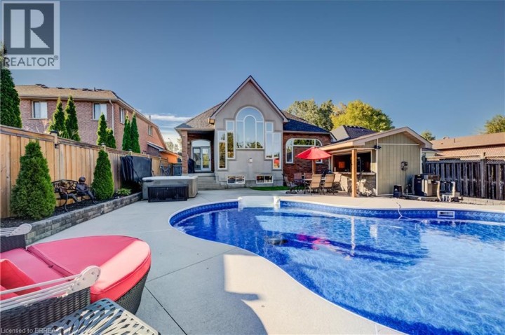 Photo 40 at 4 Lawren S Harris Drive, Northridge, Brantford