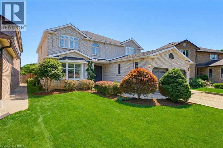 Photo 2 at 21 Cameron Lane, Brier Park, Brantford