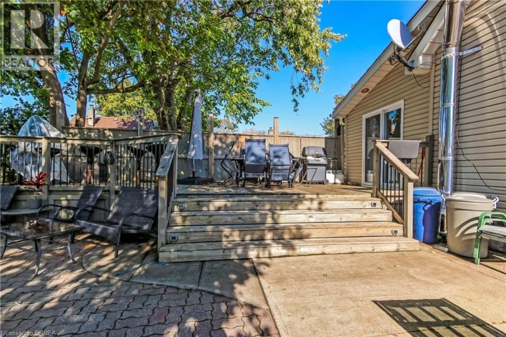 Photo 15 at 36 Alexander Drive, Holmedale, Brantford