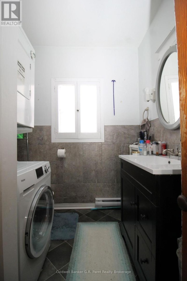 Photo 10 at 39 N Norfolk Street, Simcoe, Norfolk County