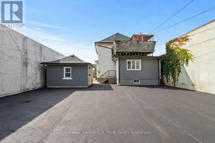 Photo 2 at 39 N Norfolk Street, Simcoe, Norfolk County