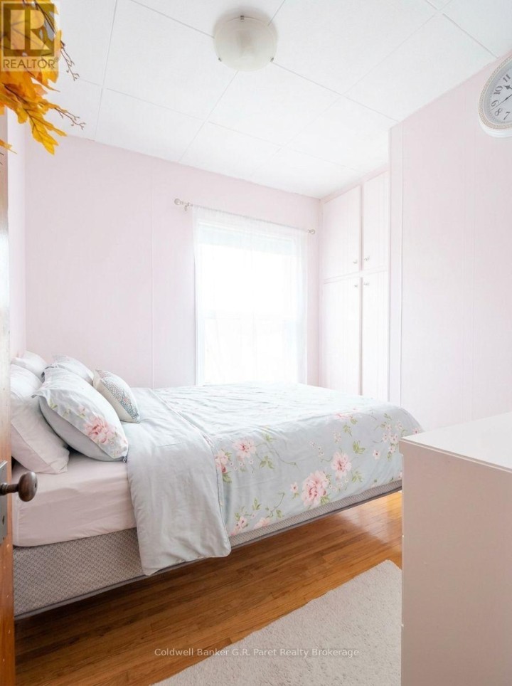 Photo 6 at 39 N Norfolk Street, Simcoe, Norfolk County