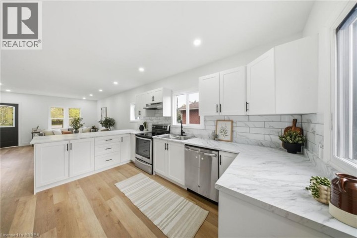 Photo 10 at 24 N Park Road, Echo Place, Brantford